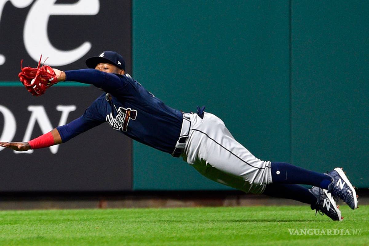 Ronald Acuña sigue maravillando en Grandes Ligas a sus 20 años