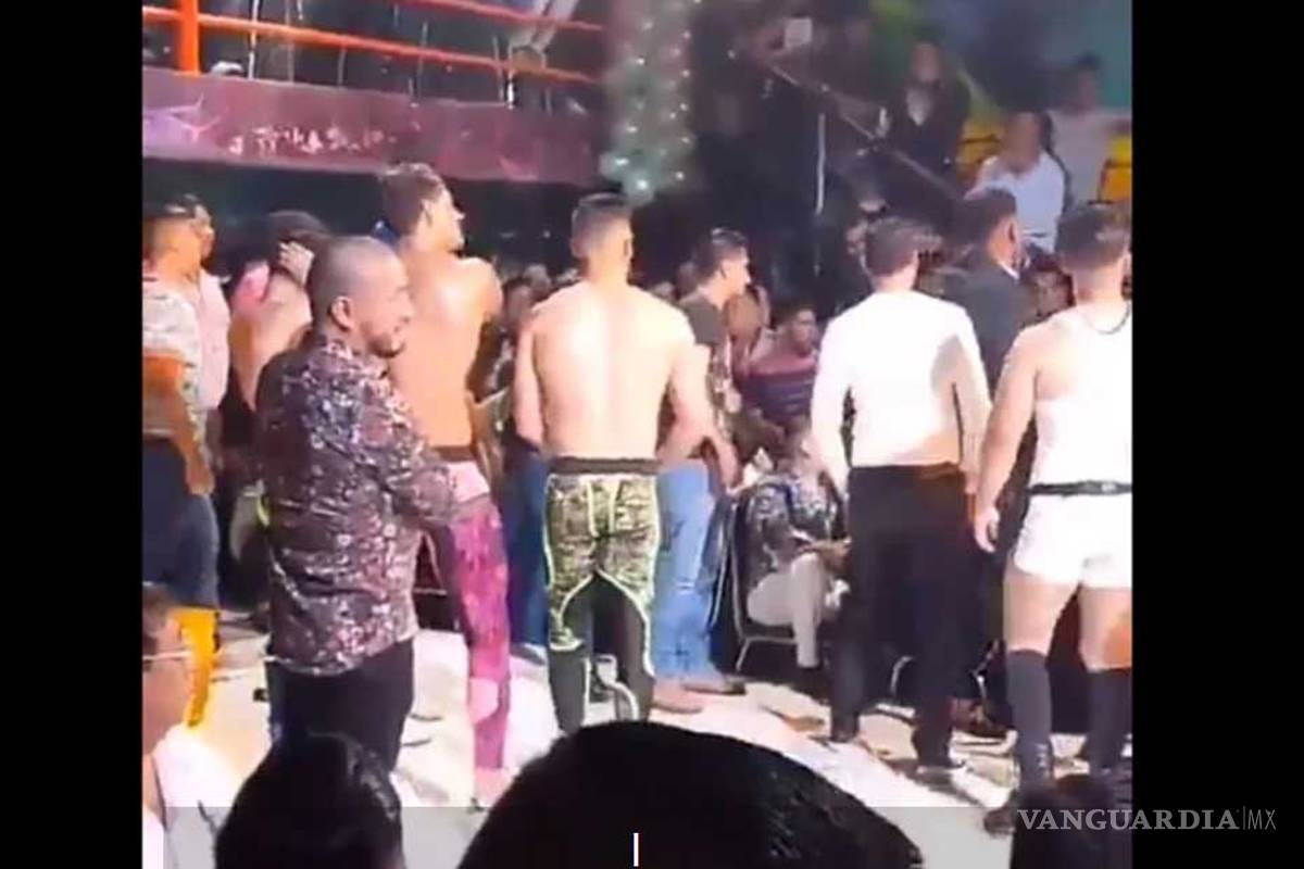 #FakeNews la muerte de joven ahogado con un pepino en show gay de Los Wapayasos