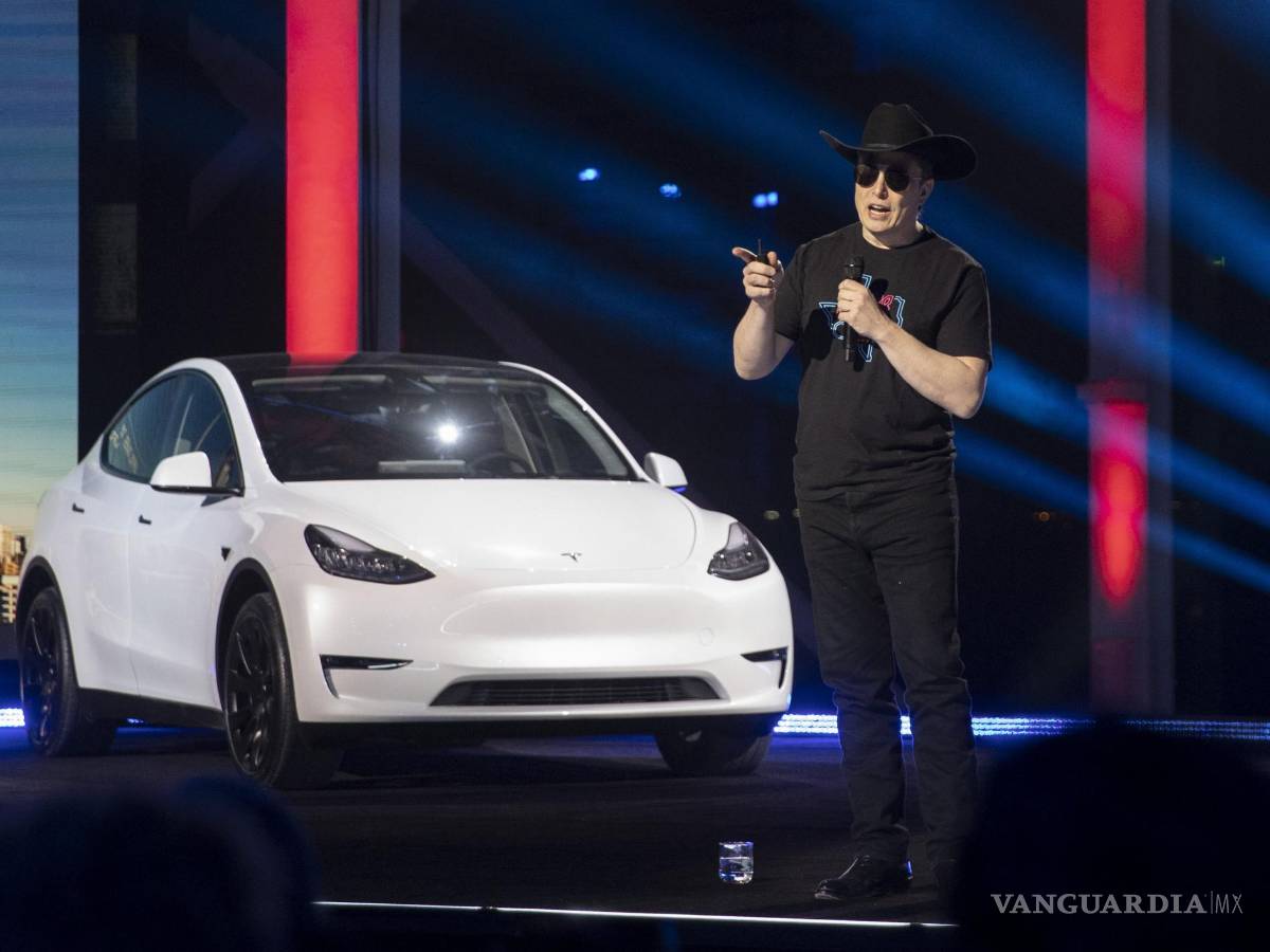 $!El CEO de Tesla, Elon Musk en la gran celebración de inauguración del “Cyber Rodeo” de la nueva planta de fabricación Tesla Giga Texas en Austin, Texas.