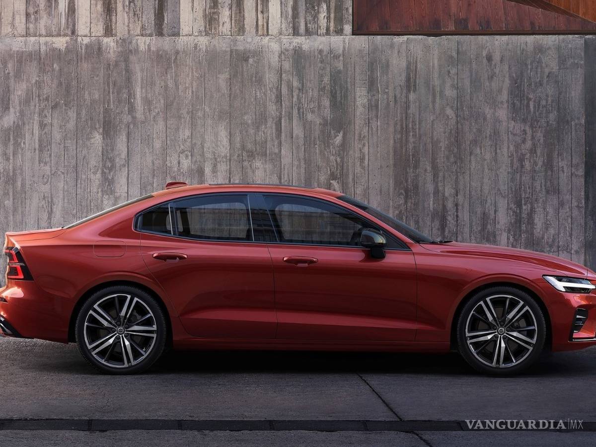 $!Volvo S60 llega a México para buscar su lugar entre los lujosos, checa precios, versiones y equipamiento