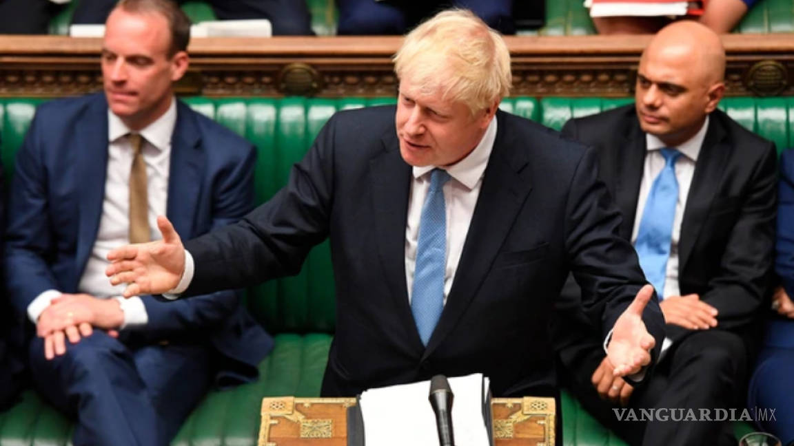 Pierde votación clave Boris Johnson; se retrasa el Brexit