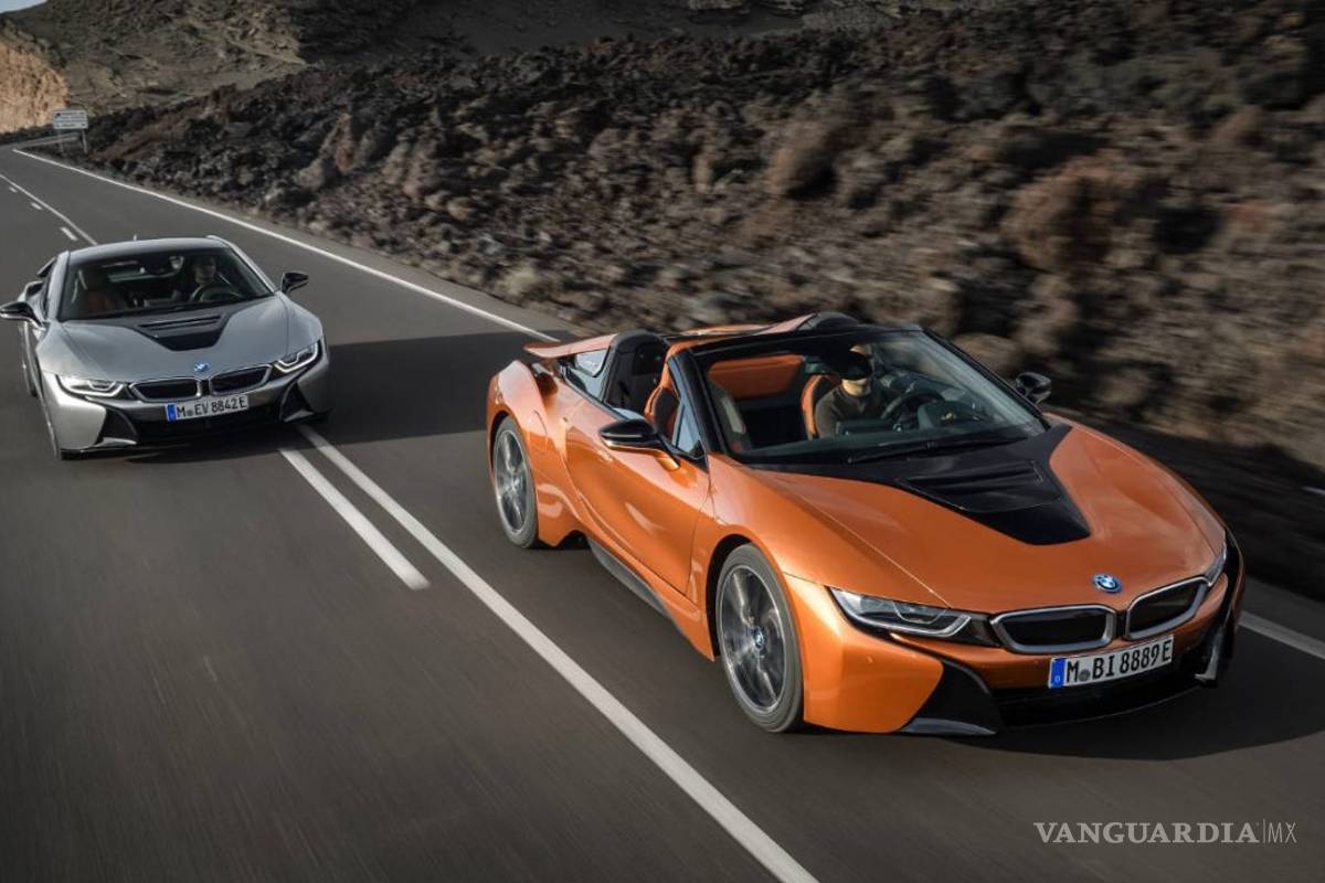 BMW presenta el i8 versiones Roadster y Coupé