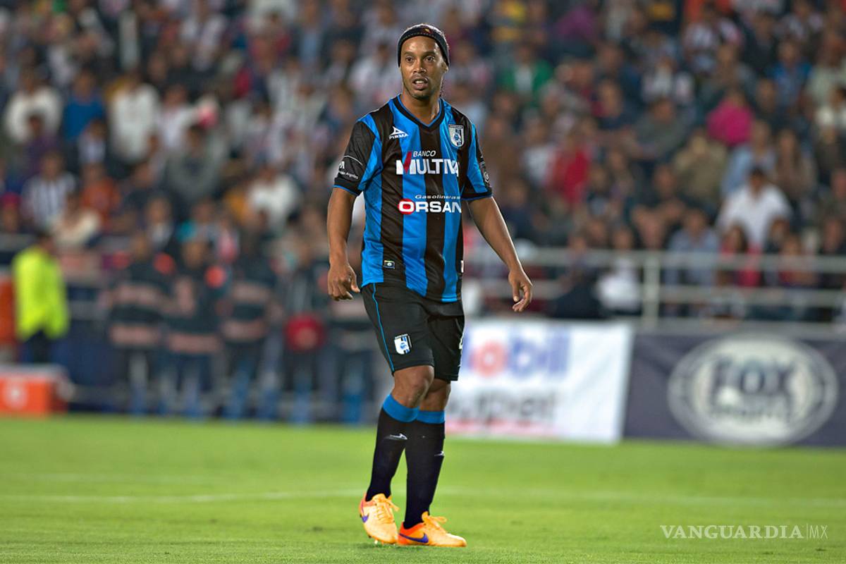 Todos los goles de Ronaldinho en el Querétaro