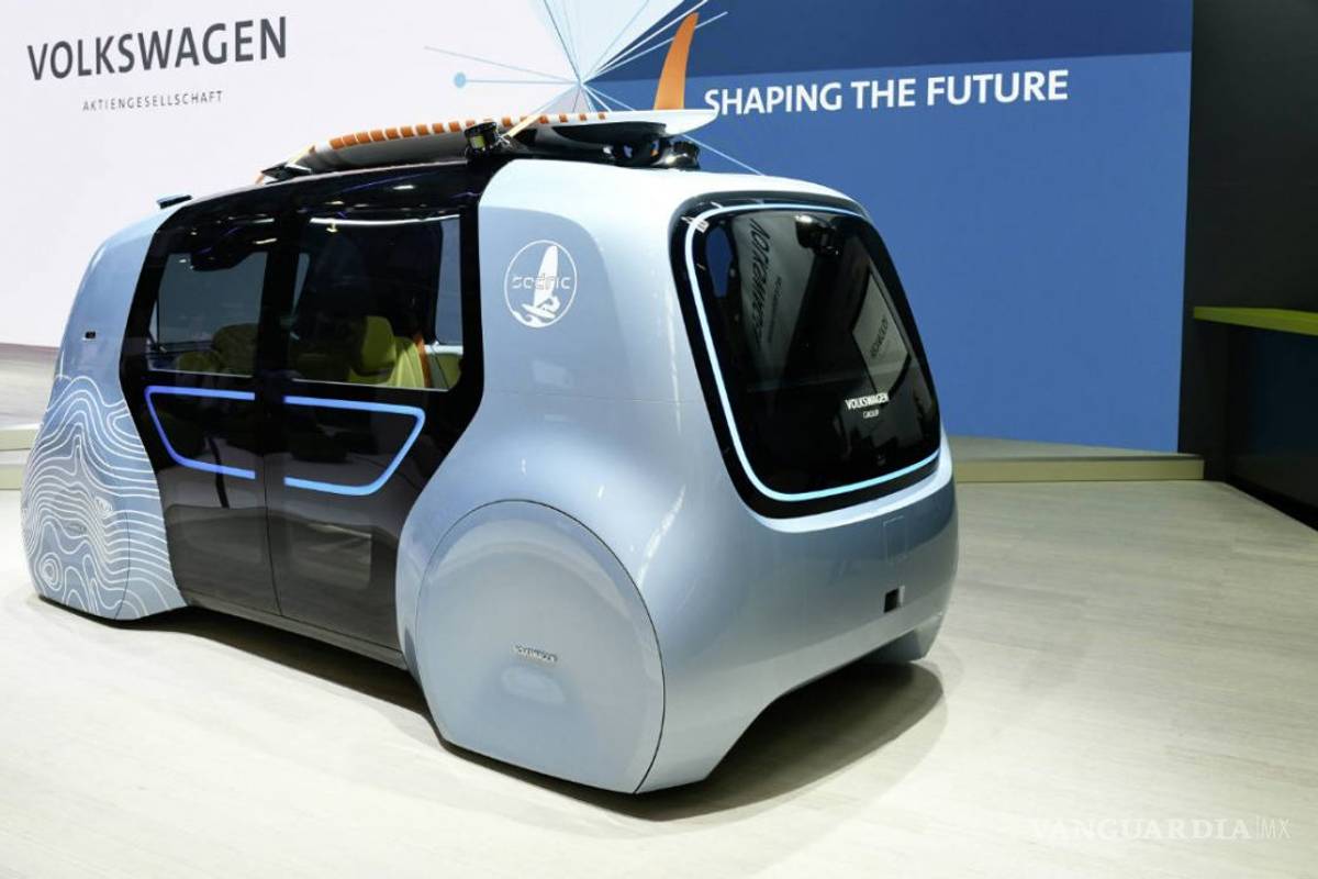 Volkswagen presenta la más reciente versión del SEDRIC, coche autónomo
