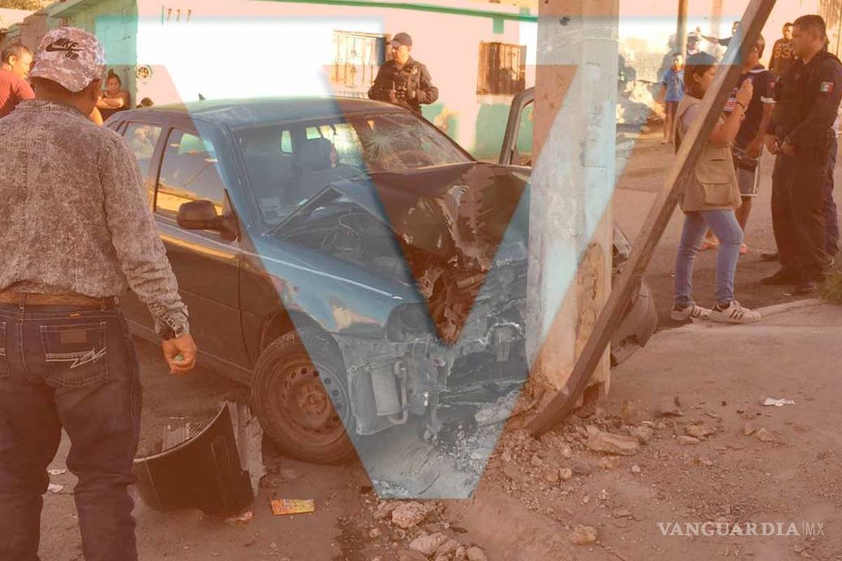 Celoso hombre persigue a expareja hasta impactar su auto en calles de Saltillo