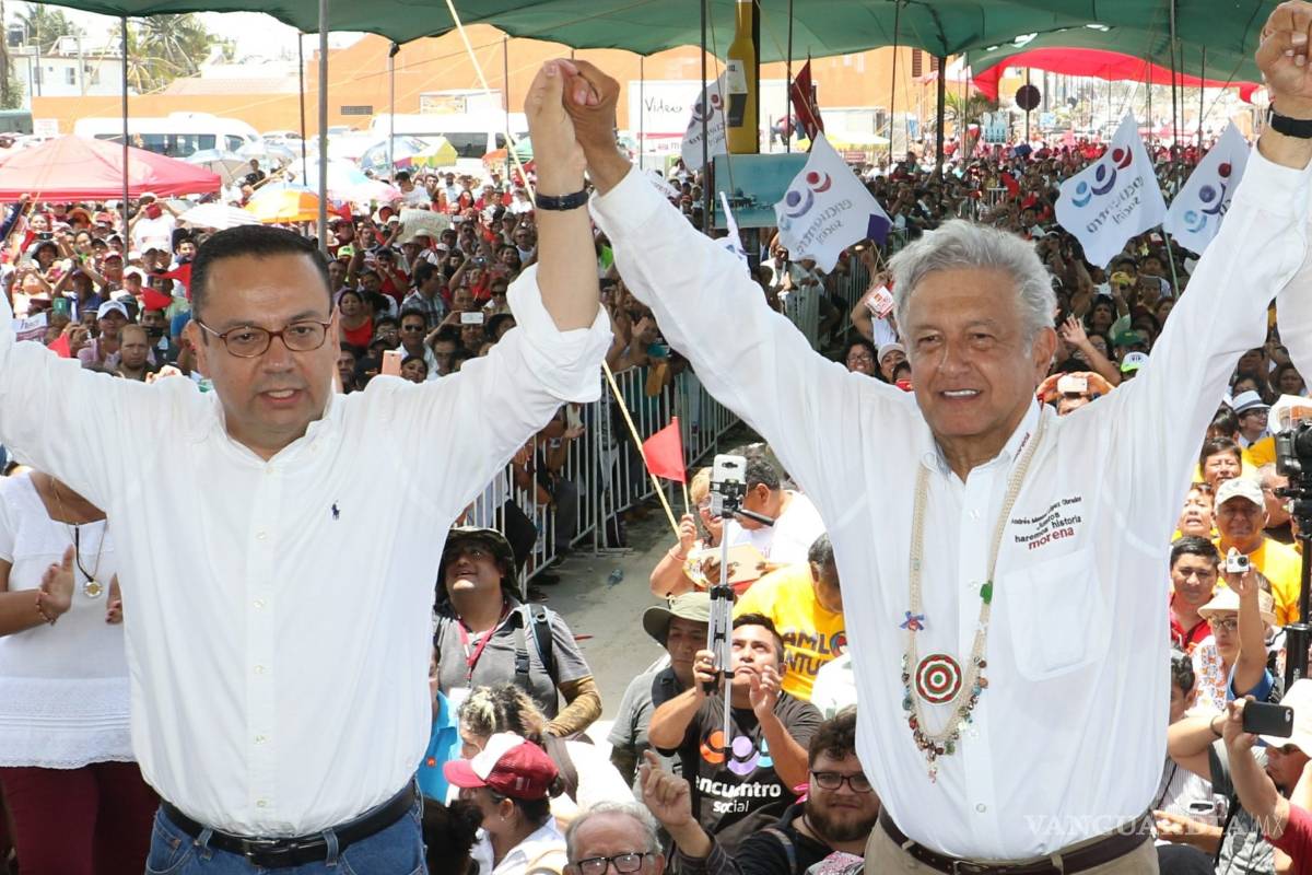 AMLO justifica a Hacienda frente a protestas de exdirector del IMSS