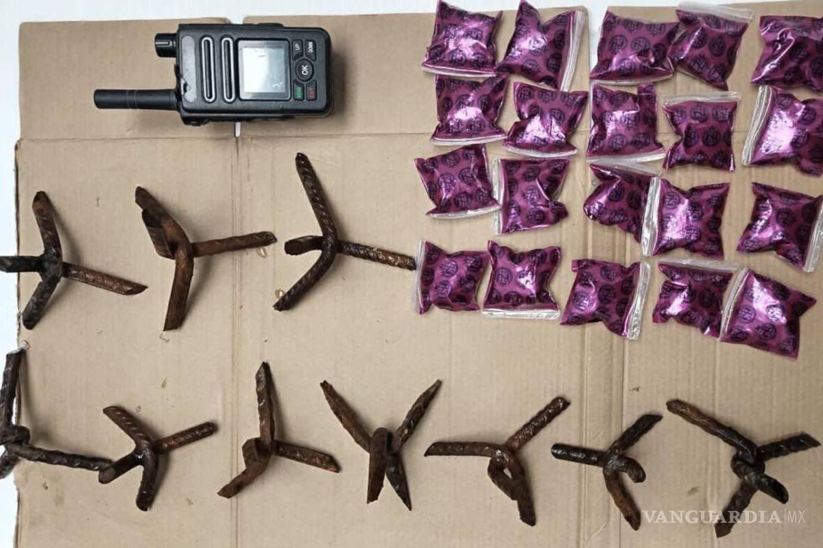 Cae mujer por ‘halconeo’ en Nuevo León cuando arrojaba ‘ponchallantas’