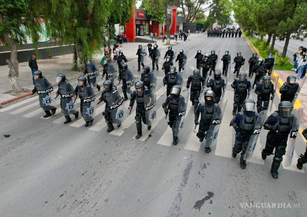 $!Durante el desfile, se mostró la diversidad y especialización de la Comisaría de Seguridad y Protección Ciudadana.