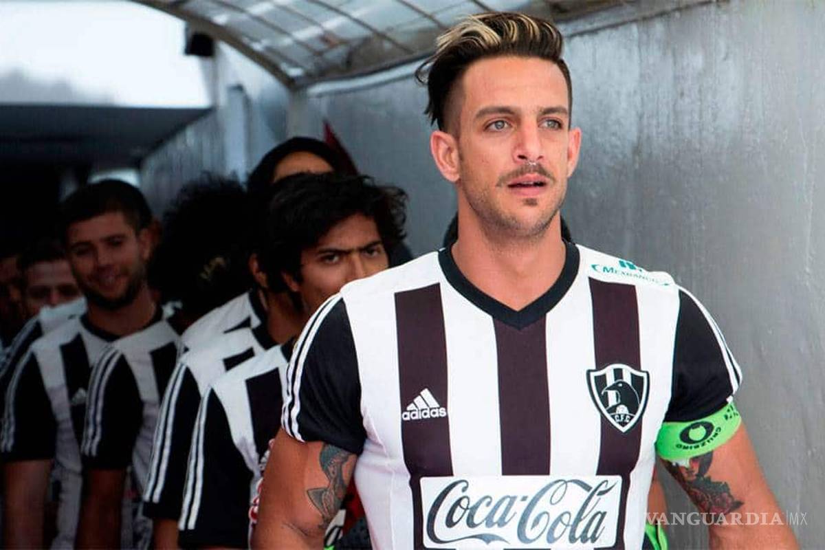 &quot;Club de Cuervos&quot; cierra por todo lo alto en última temporada