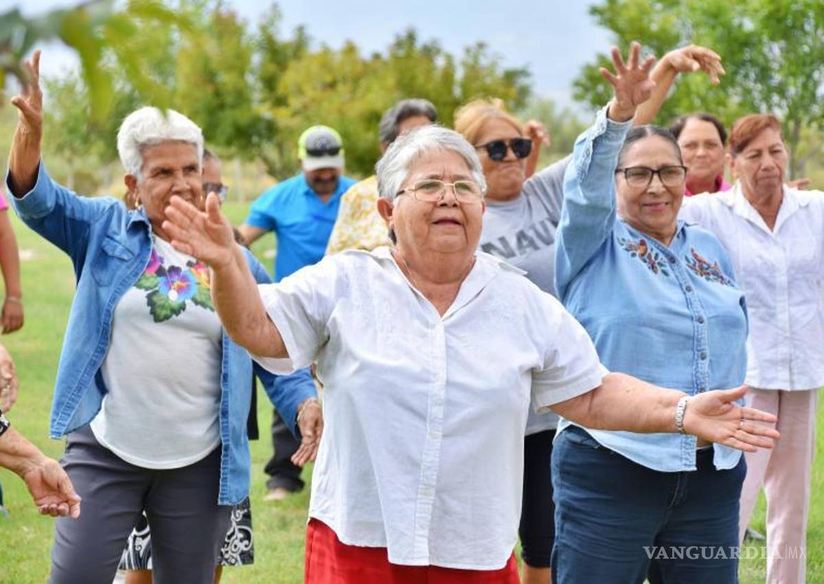 $!Los festejados disfrutaron de música y actividades de integración.