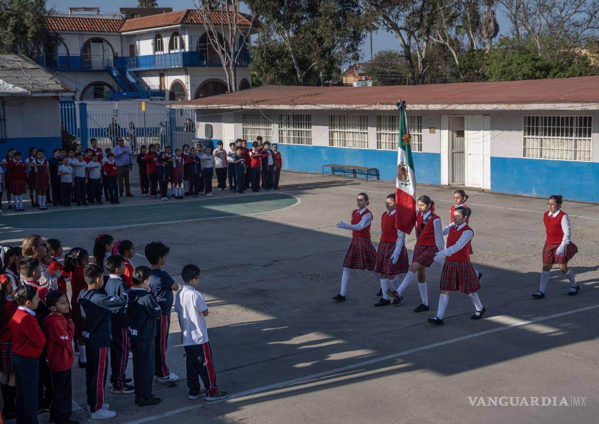 Coahuila supera la media nacional de alumnos por docente; México, entre los más altos de la OCDE