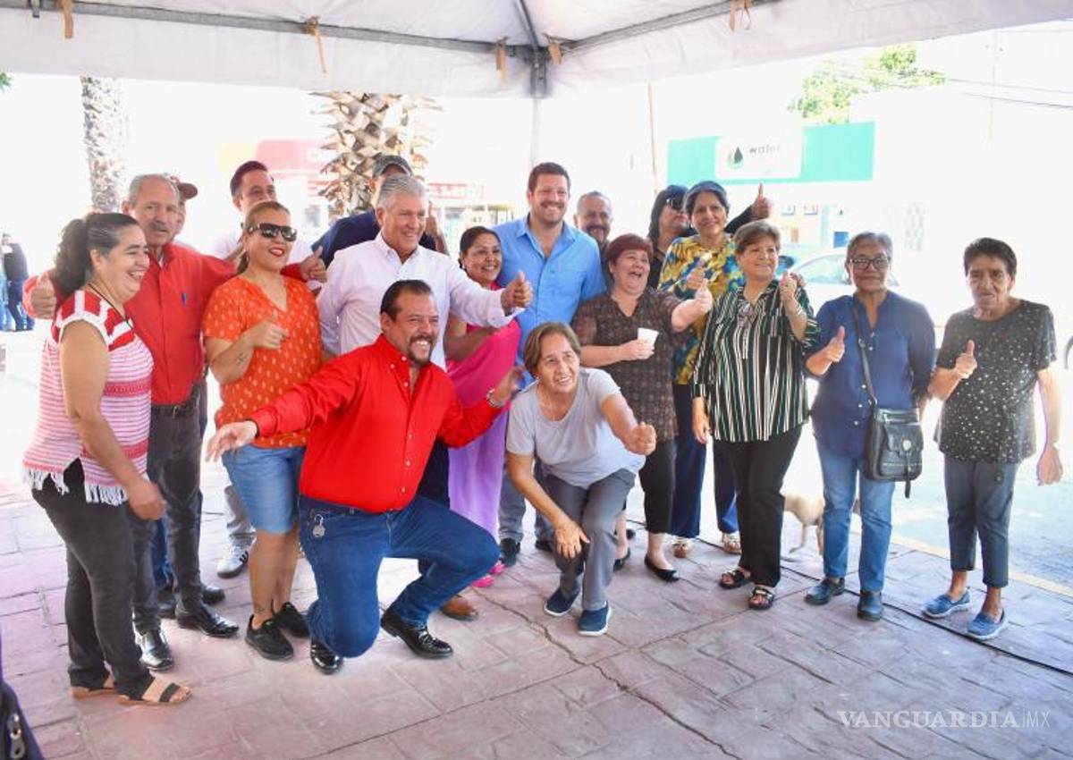 $!Representantes de colonos y autoridades municipales anuncian la nueva etapa de trabajo conjunto.