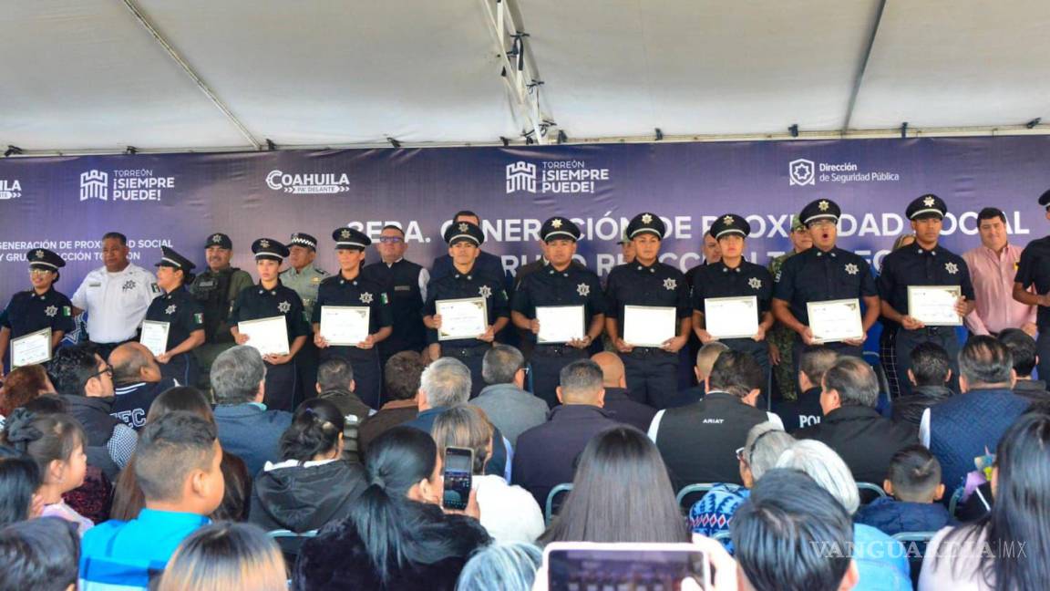 Torreón celebra graduación de ochenta policías preventivos y de reacción