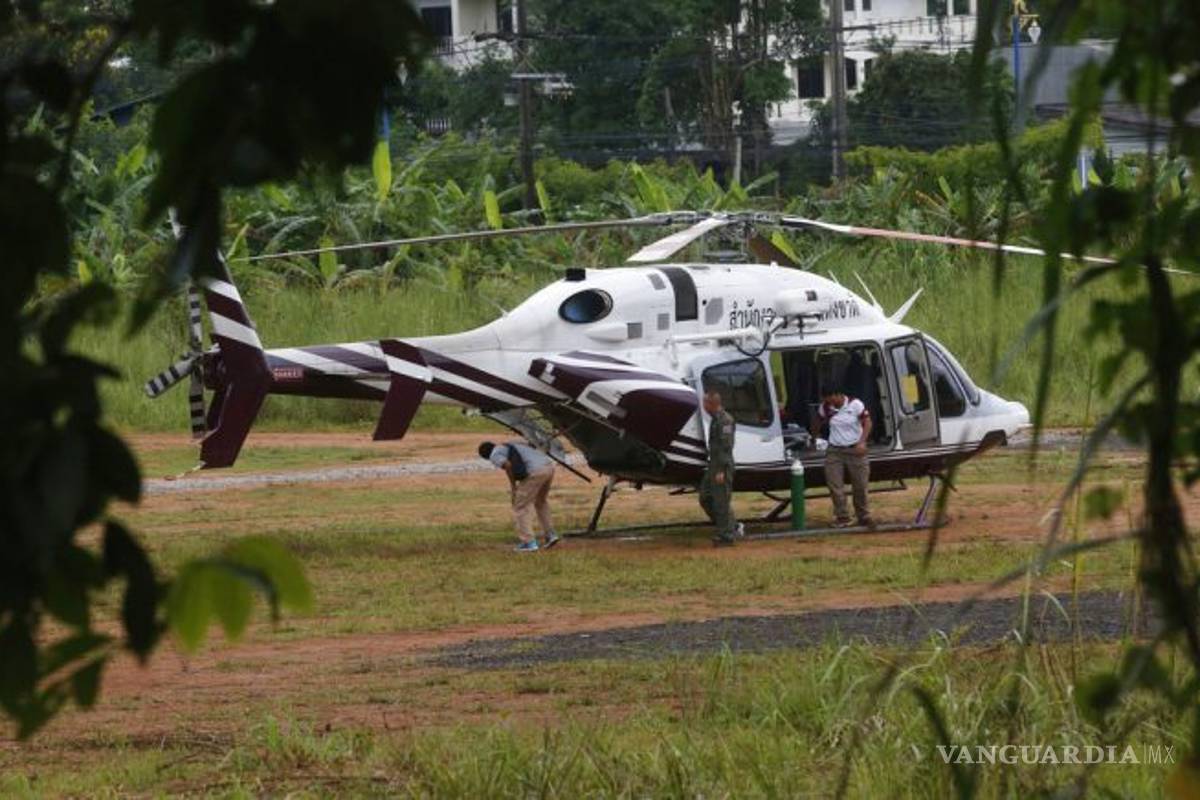 Rescatan a octavo niño del grupo atrapado en cueva de Tailandia