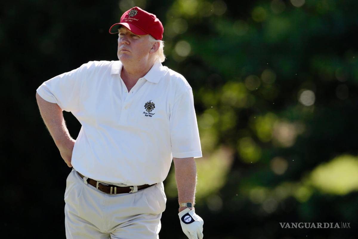 Trump ataca al FBI; investigación sobre trama rusa está está ‘contaminada’