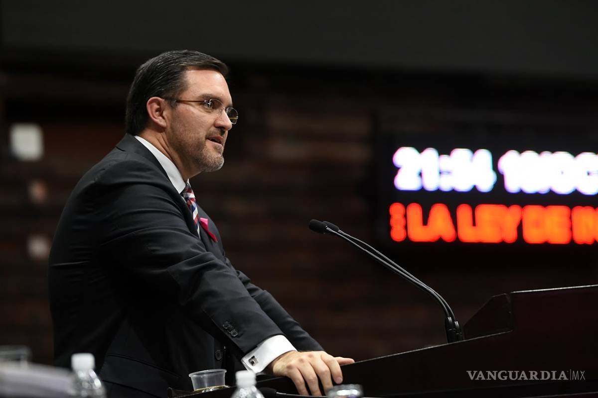 Döring sube a tribuna caso VANGUARDIA