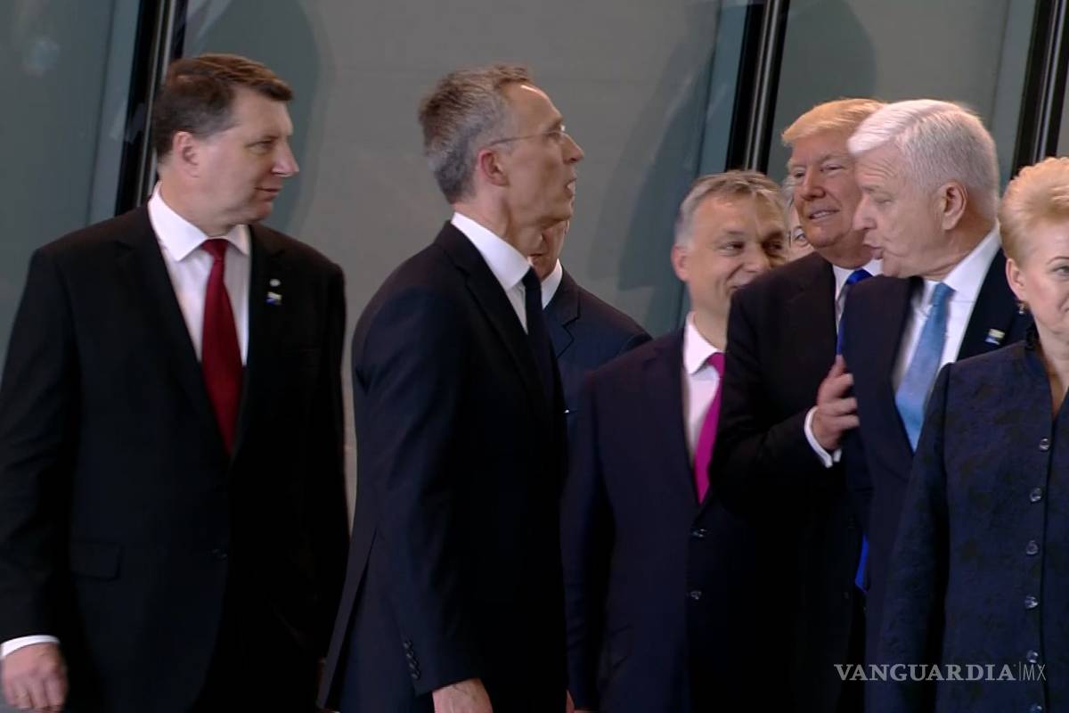 A empujones, Trump se abre paso en la OTAN