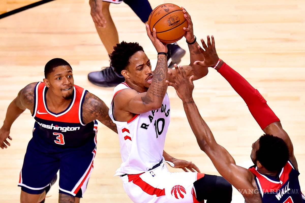 DeRozan se vuelve loco y anota 37 puntos para darle la victoria a Raptors, que ya ganan 2-0 la serie sobre Wizards