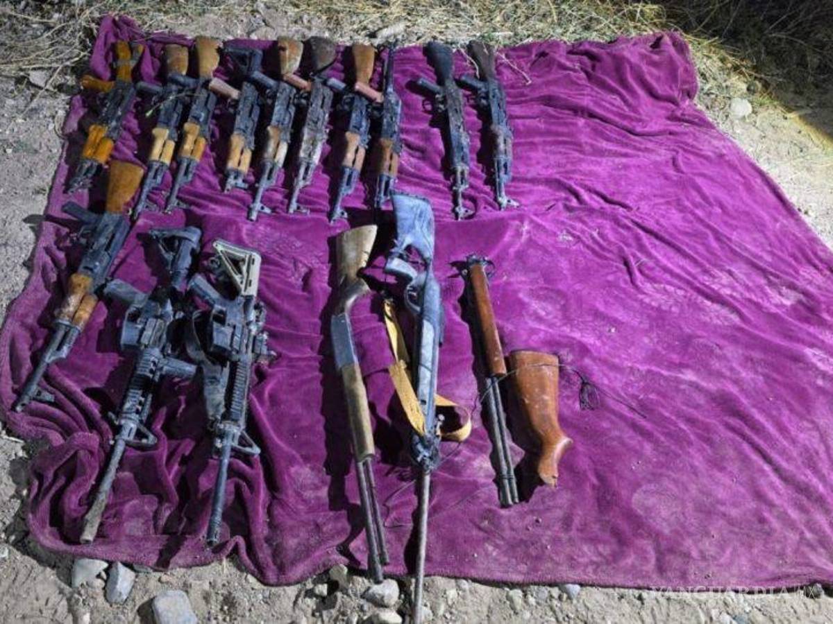 $!Caen 14 presuntos miembros de ‘Los Chapitos’ en Sinaloa, aseguran arsenal y camioneta blindada