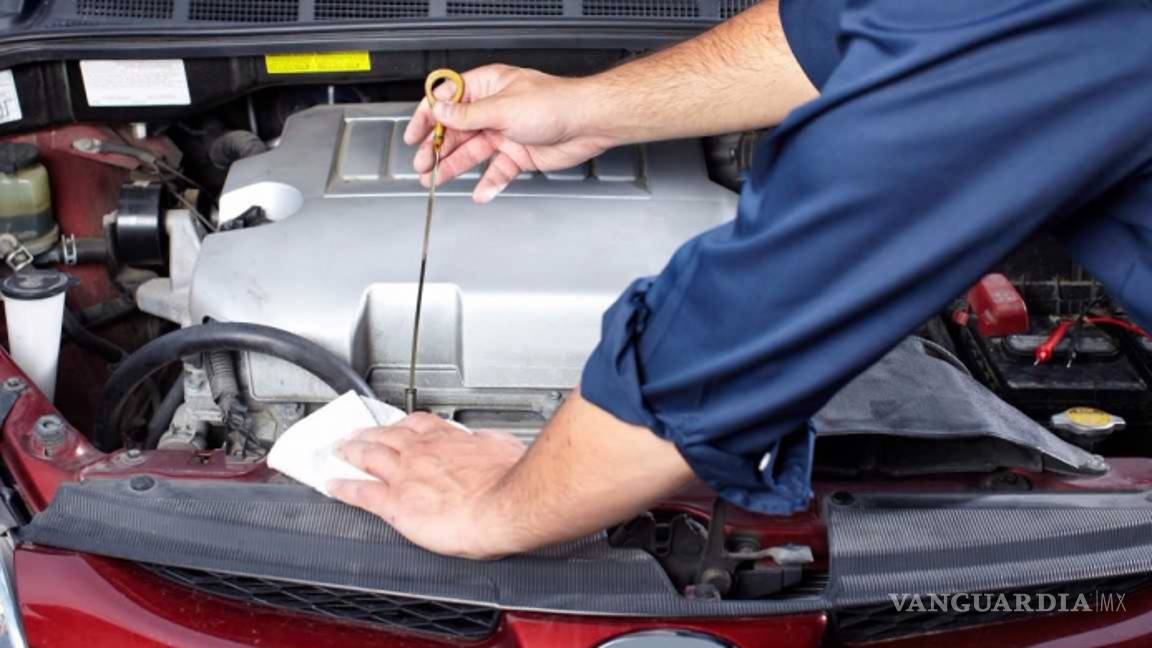 $!¿Qué debes hacer si le entra agua al motor de tu auto?