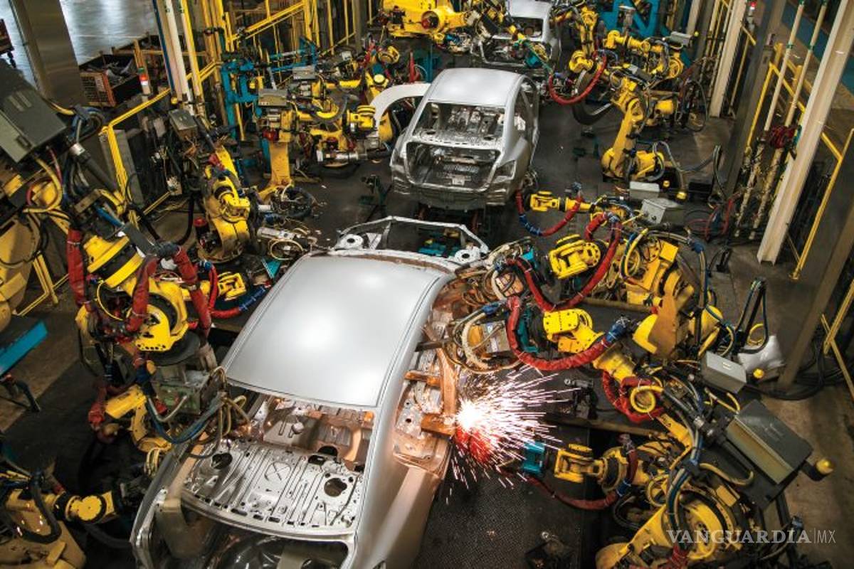 Armadoras rechazan los aranceles de Trump a autos