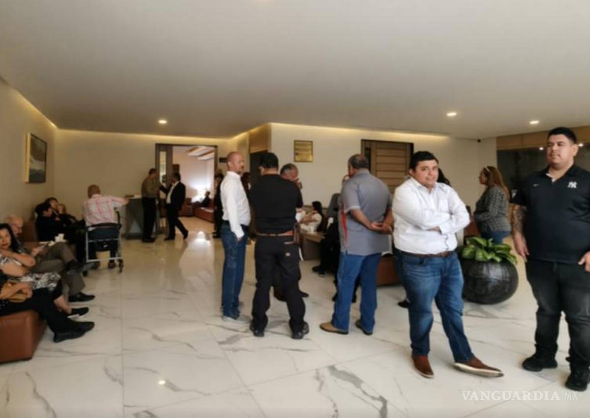 $!Familiares y amigos despidieron a Nohemí Durán Reyes, reconocida restaurantera de San Antonio de las Alazanas, cuyo legado permanecerá vivo a través de su tradicional negocio.