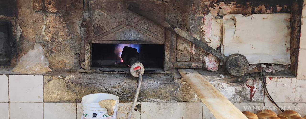 En Torreón los Ávila tienen medio siglo elaborando roscas de reyes