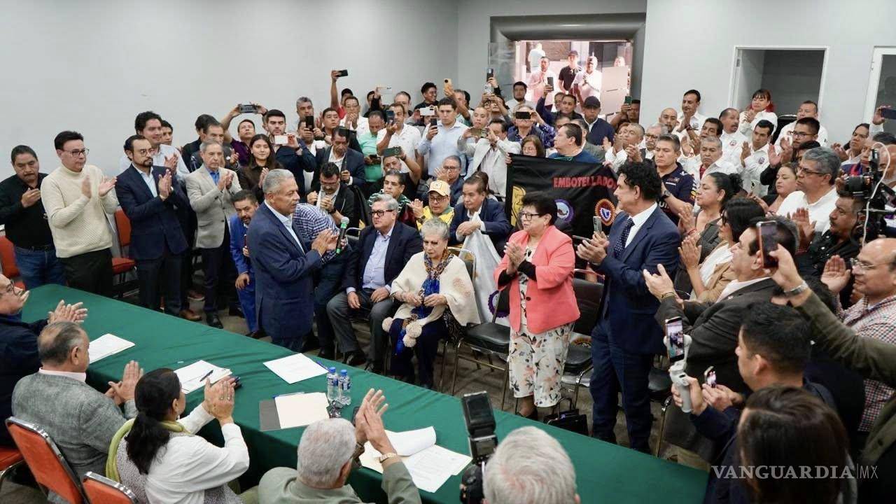 $!Proyecto sindical prioriza trabajadores y estabilidad económica, afirma el líder sindical.