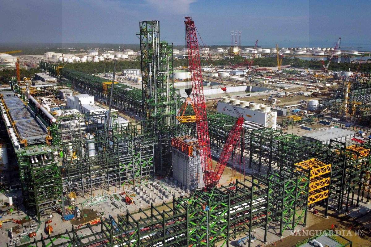 Encuentra ASF anomalías en construcción de Dos Bocas