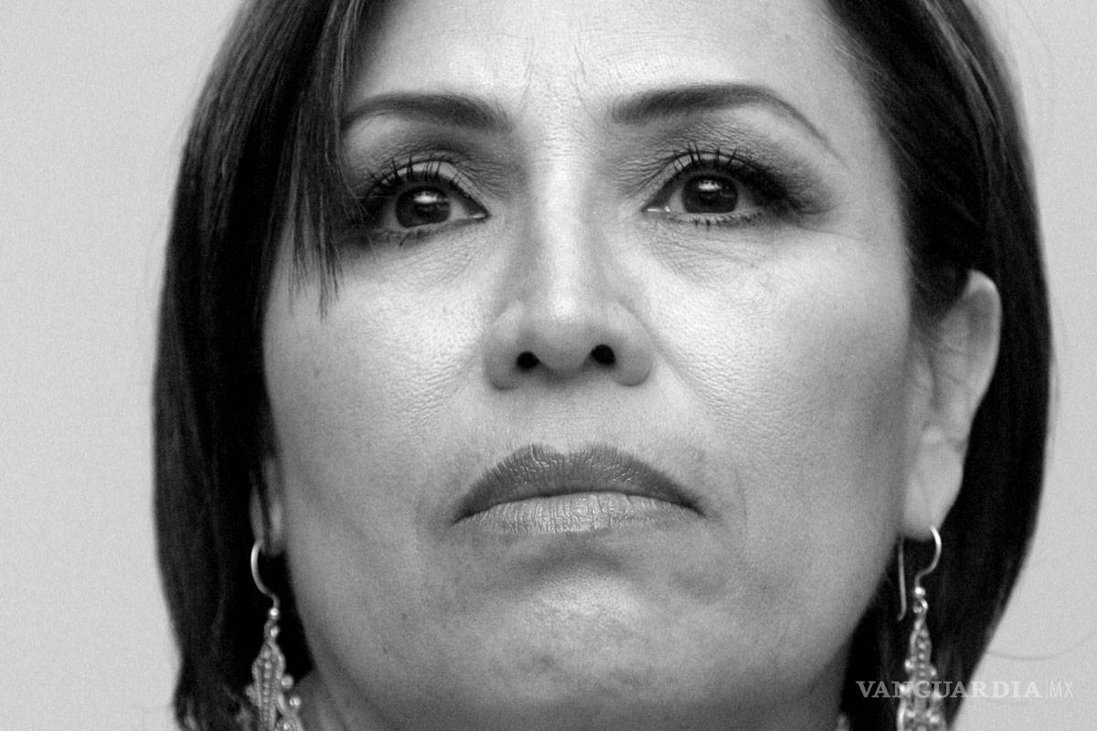 Investigan por desvíos a familia de Rosario Robles