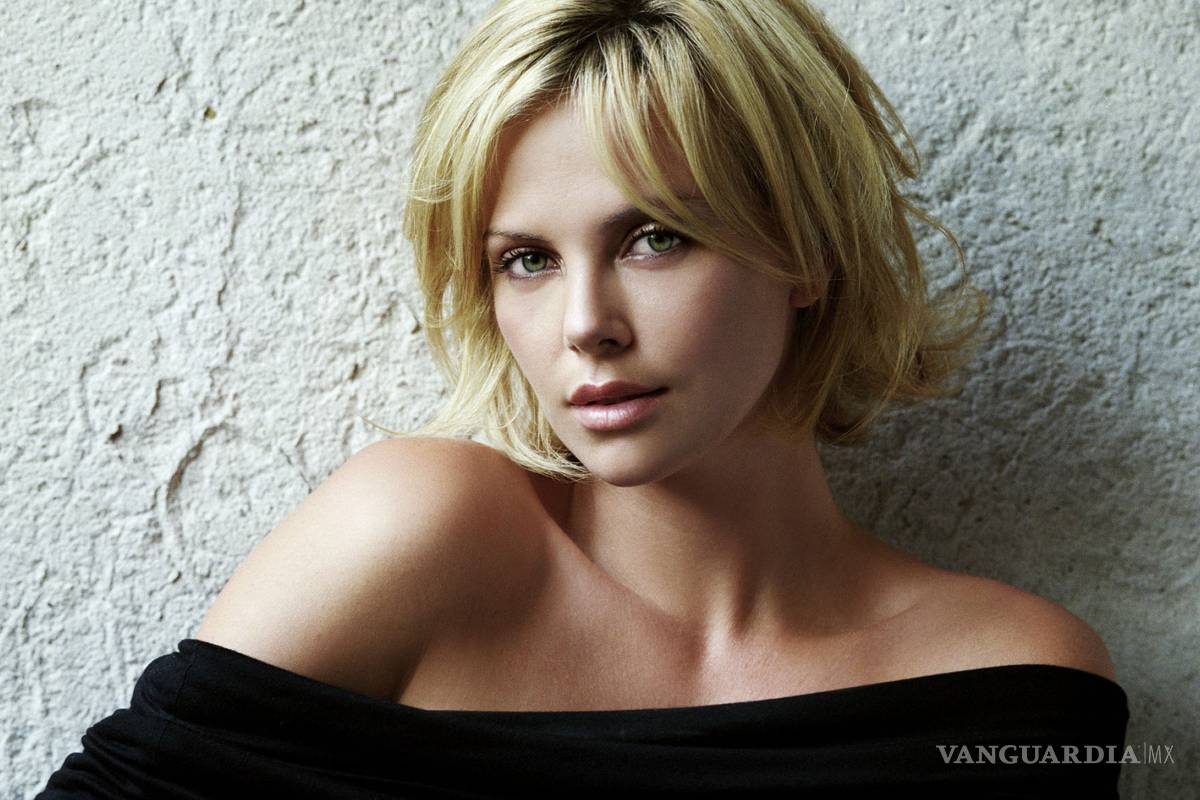 “Si no me pagan lo mismo que a un hombre no acepto el papel”: Charlize Theron