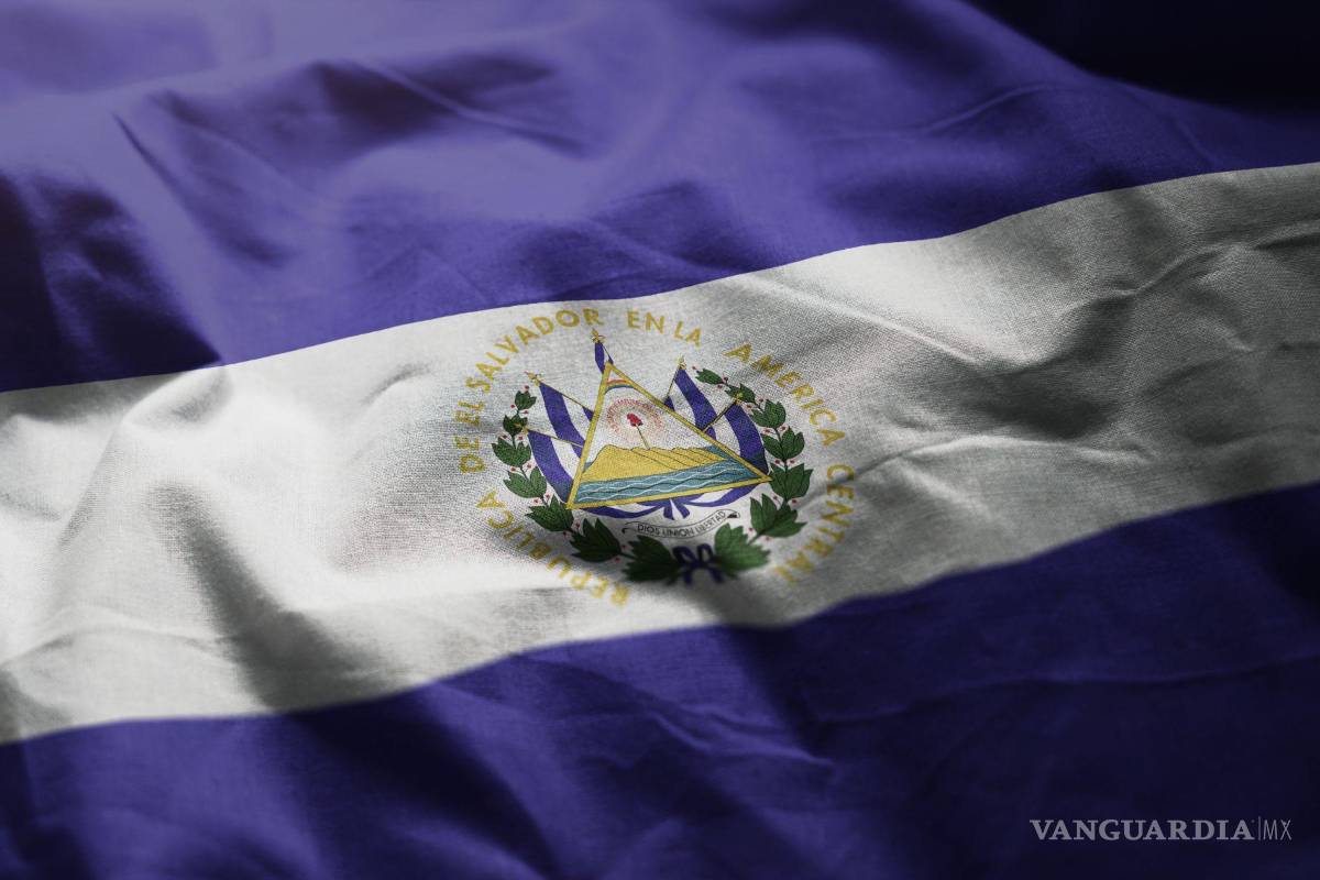 Atiende Fiscalía en consulados móviles a 35 migrantes salvadoreños en Saltillo