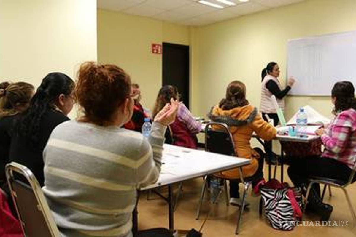 Gobierno de AMLO pide recortar (más) recursos a programas dirigidos a las mujeres