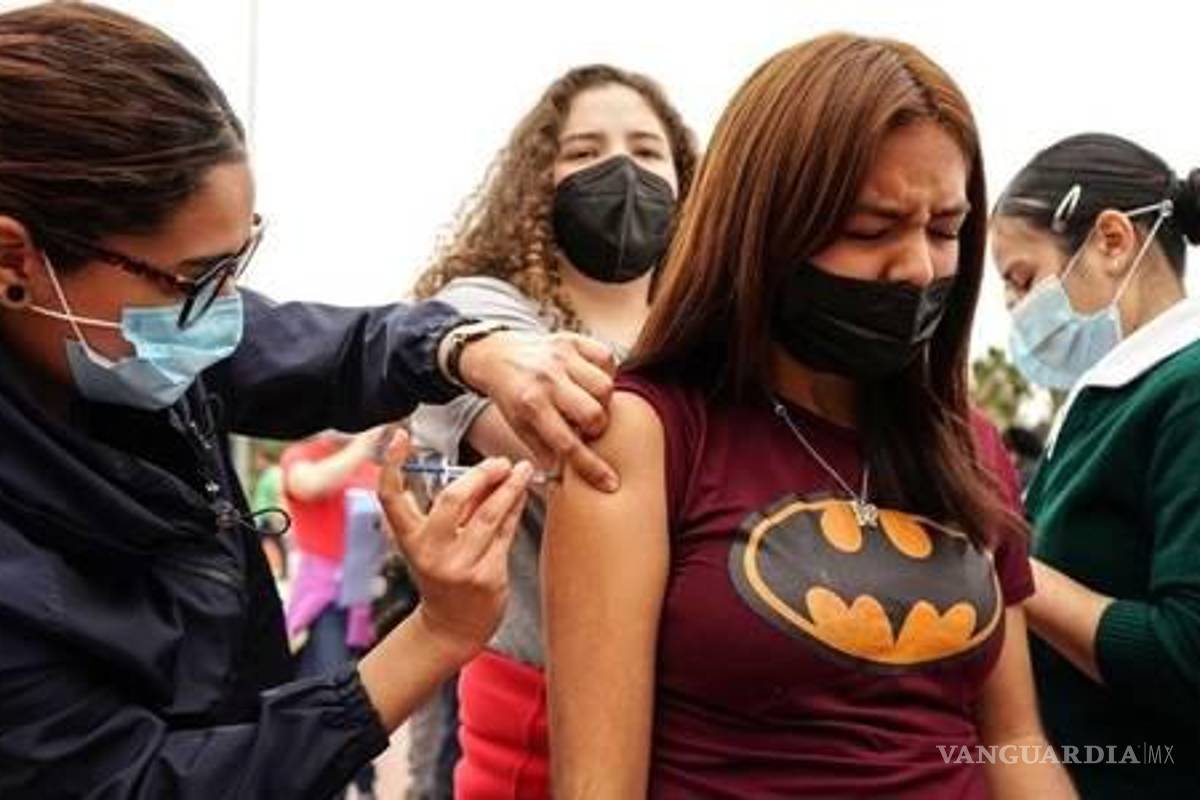 Anuncian vacunación COVID-19 para adolescentes de 15 a 17 años en Saltillo