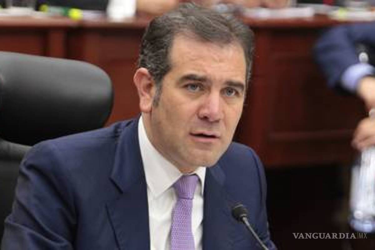 Segob formaliza petición de datos biométricos; INE no los otorgará, alega