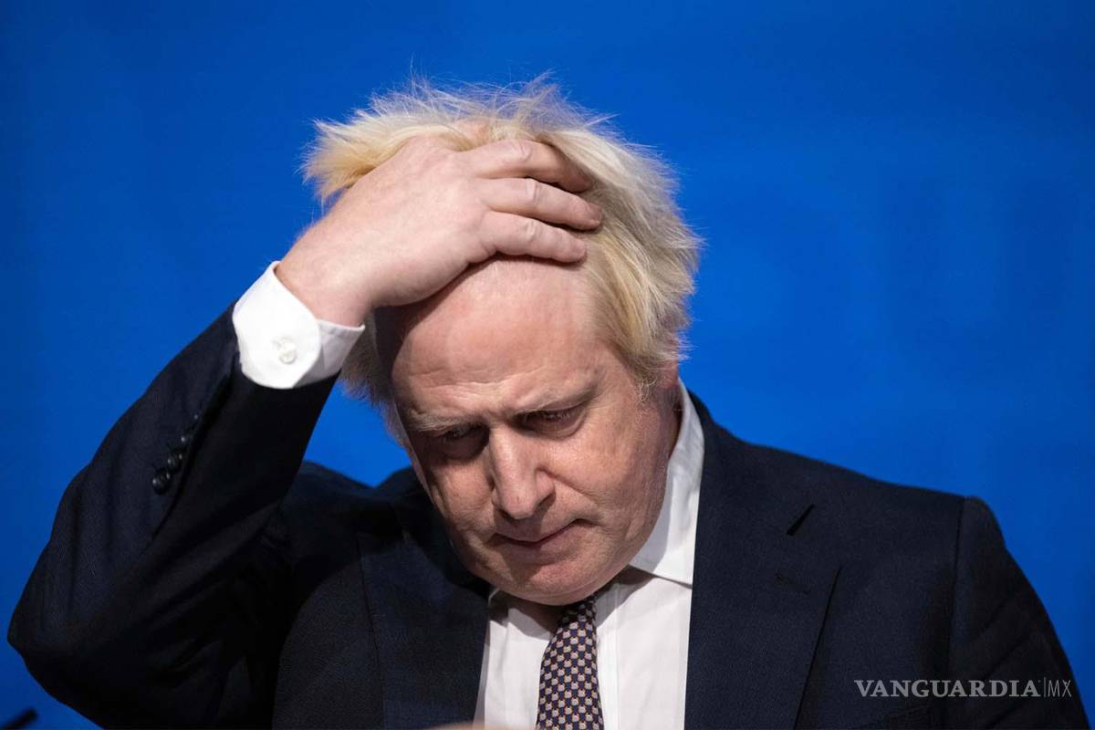Boris Johnson confirma primera muerte en Reino Unido por Ómicron; primer fallecido en el mundo