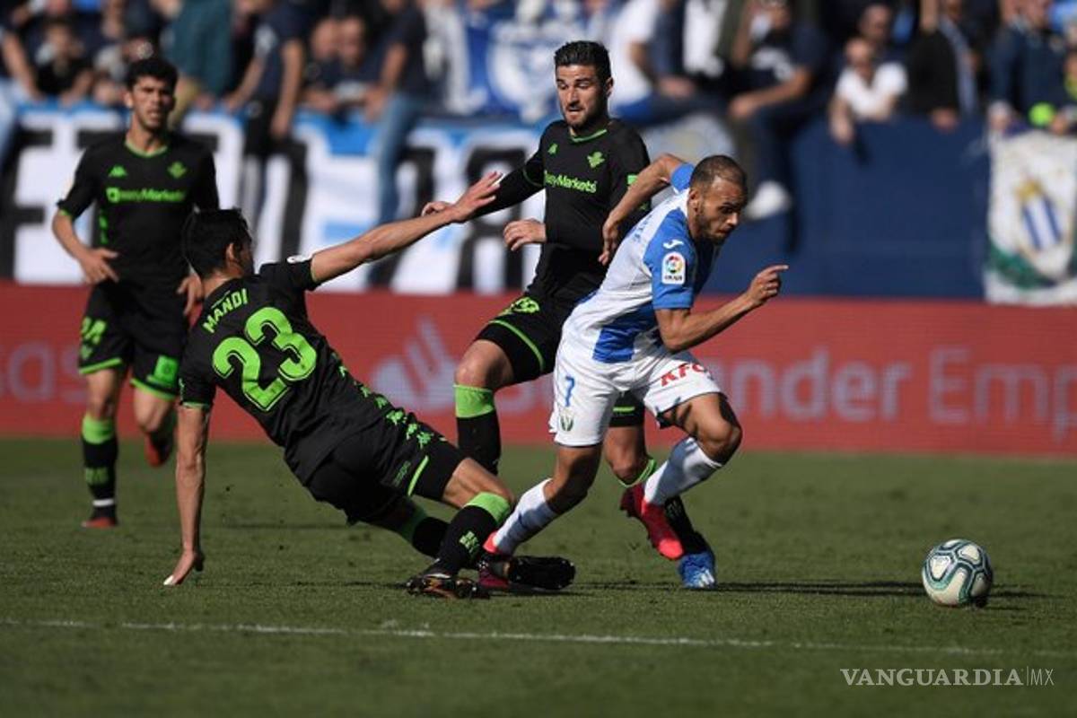'Vasco' Aguirre y el Leganés empatan ante el Betis de Guardado y Lainez