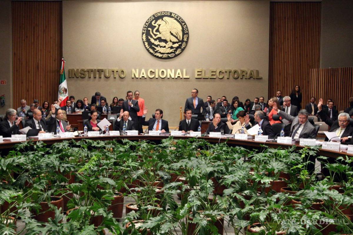 Rechaza INE queja contra AMLO por expresiones religiosas