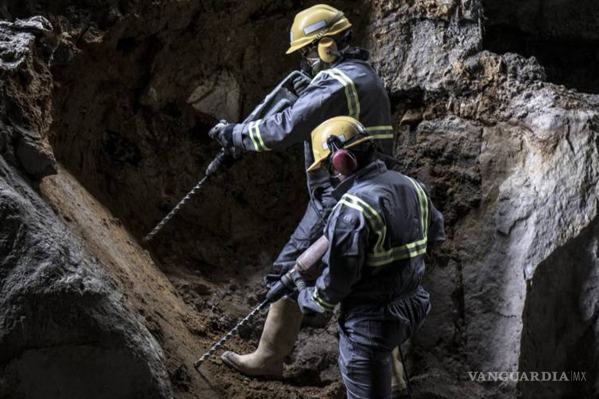 Ajustarían impuesto minero y a telefonía celular