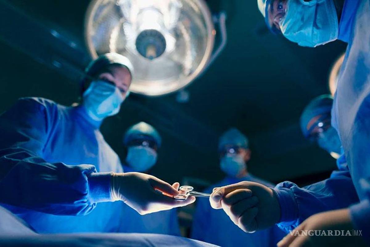 Tras cirugía, dejan tijeras dentro de adulto mayor en Querétaro; CNDH señala negligencia médica