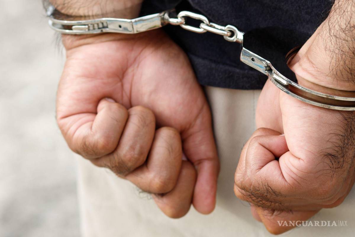 Detienen a dos por presunto robo en Misión Cerritos, Saltillo; estaban en estado tóxico