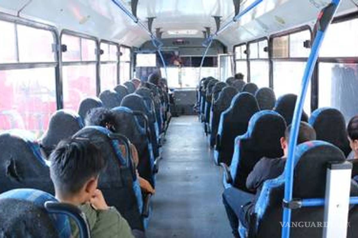 Limitan 50% cupo de transporte de personal ante reactivación económica en Coahuila