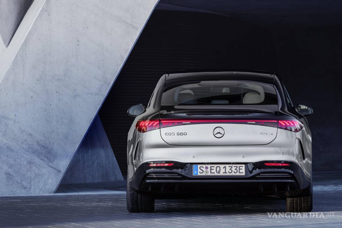 Mercedes-Benz EQS; un eléctrico de hasta 700 km de autonomía