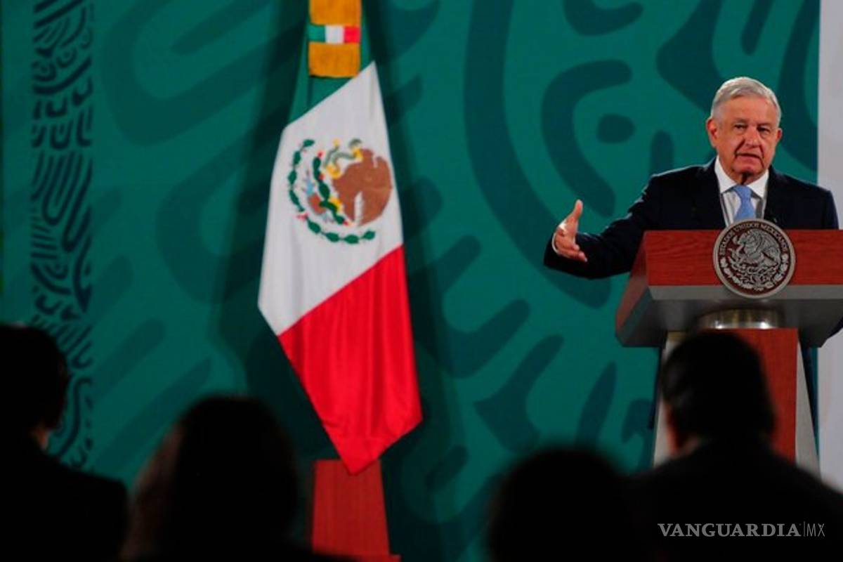 AMLO presume que no ha habido devaluación, 'hasta se ha apreciado el peso'