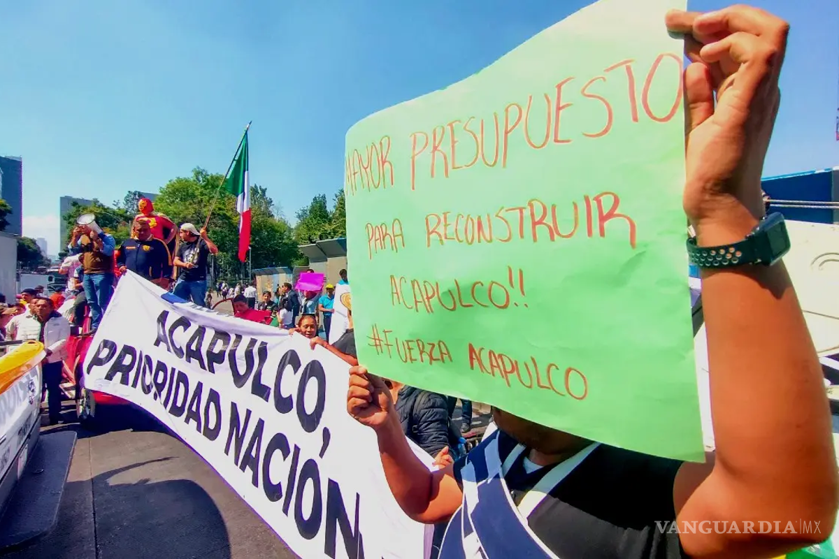 $!Llega a CDMX la caravana “Acuérdate de Acapulco”; aseguran que les impiden el paso