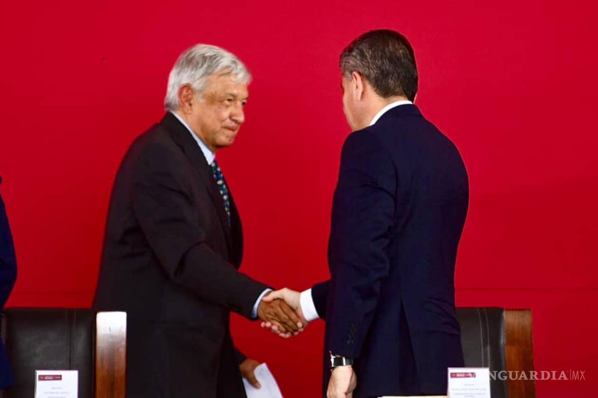 Cierra AMLO gira en Coahuila: promete no desaparecer cuenca lechera