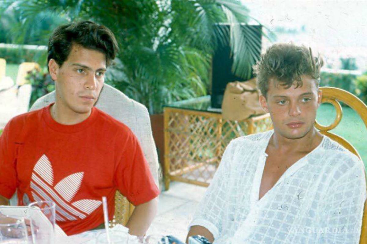 'Luis Miguel sabe que pasó con su mamá, pero le gusta causar lástima': Amigo