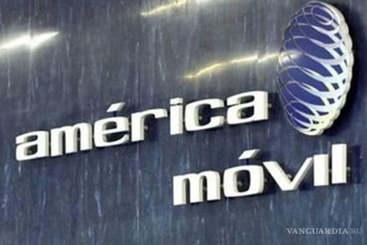 Con ‘el brazo amarrado’ América Móvil alcanza utilidad neta de 82.7 mil mdp en 2023