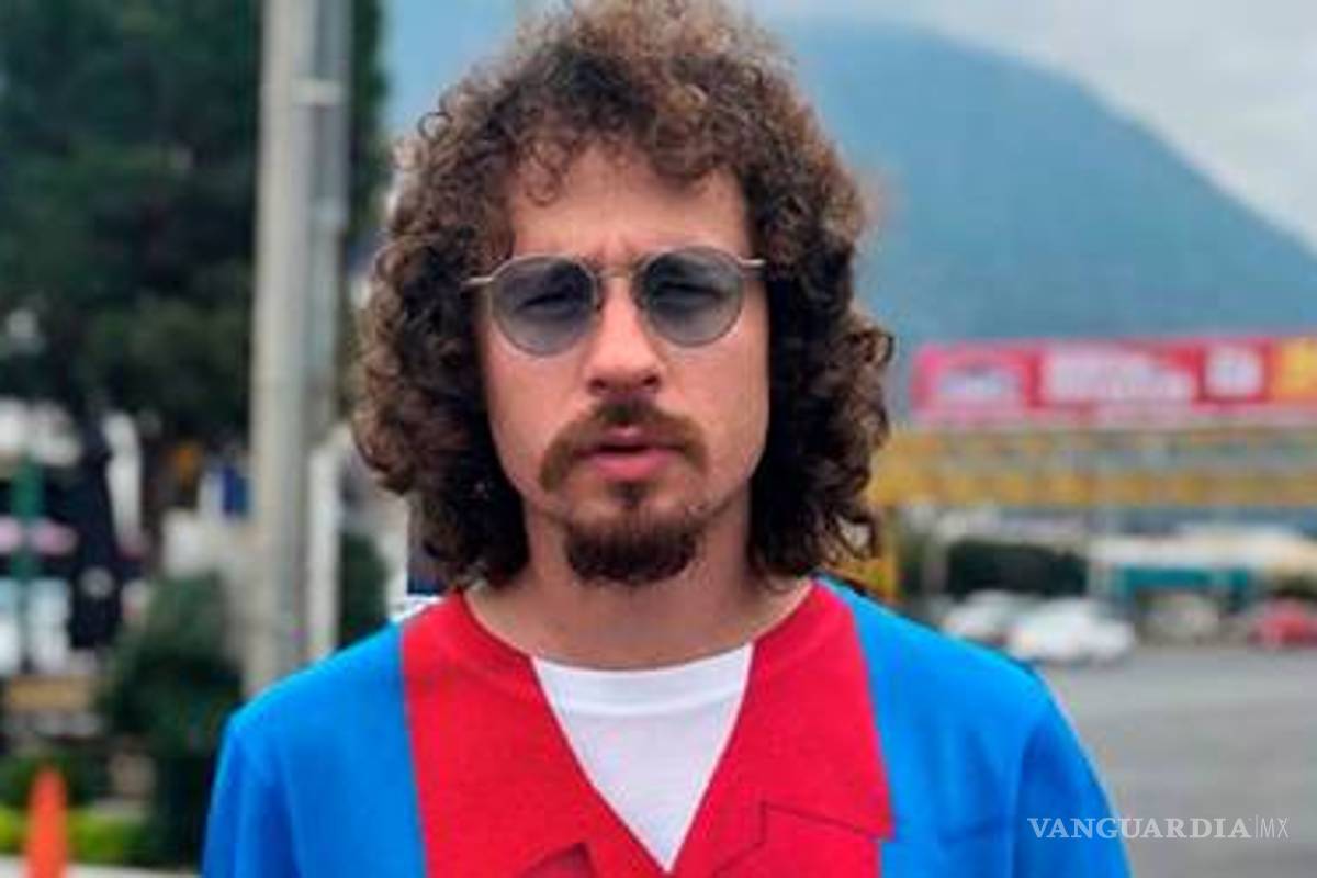 $!Católicos explotan contra 'Luisito Comunica' por esta polémica imagen