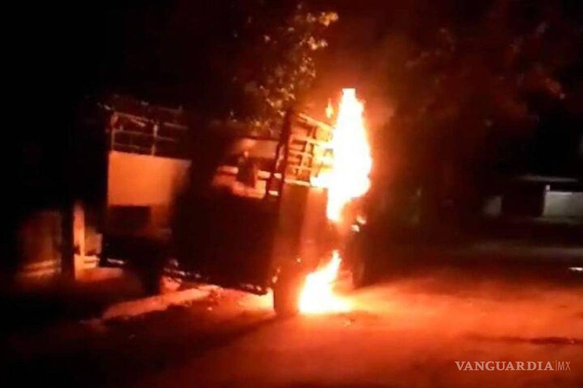 Vehículos quemados y mensajes amenazantes en Macuspana, Tabasco